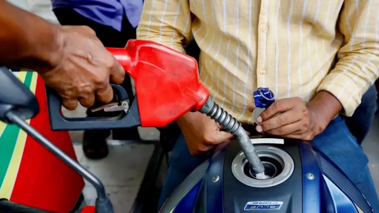 অতিরিক্ত মূল্যে অকটেন বিক্রি, ব্যবসায়ীকে জরিমানা