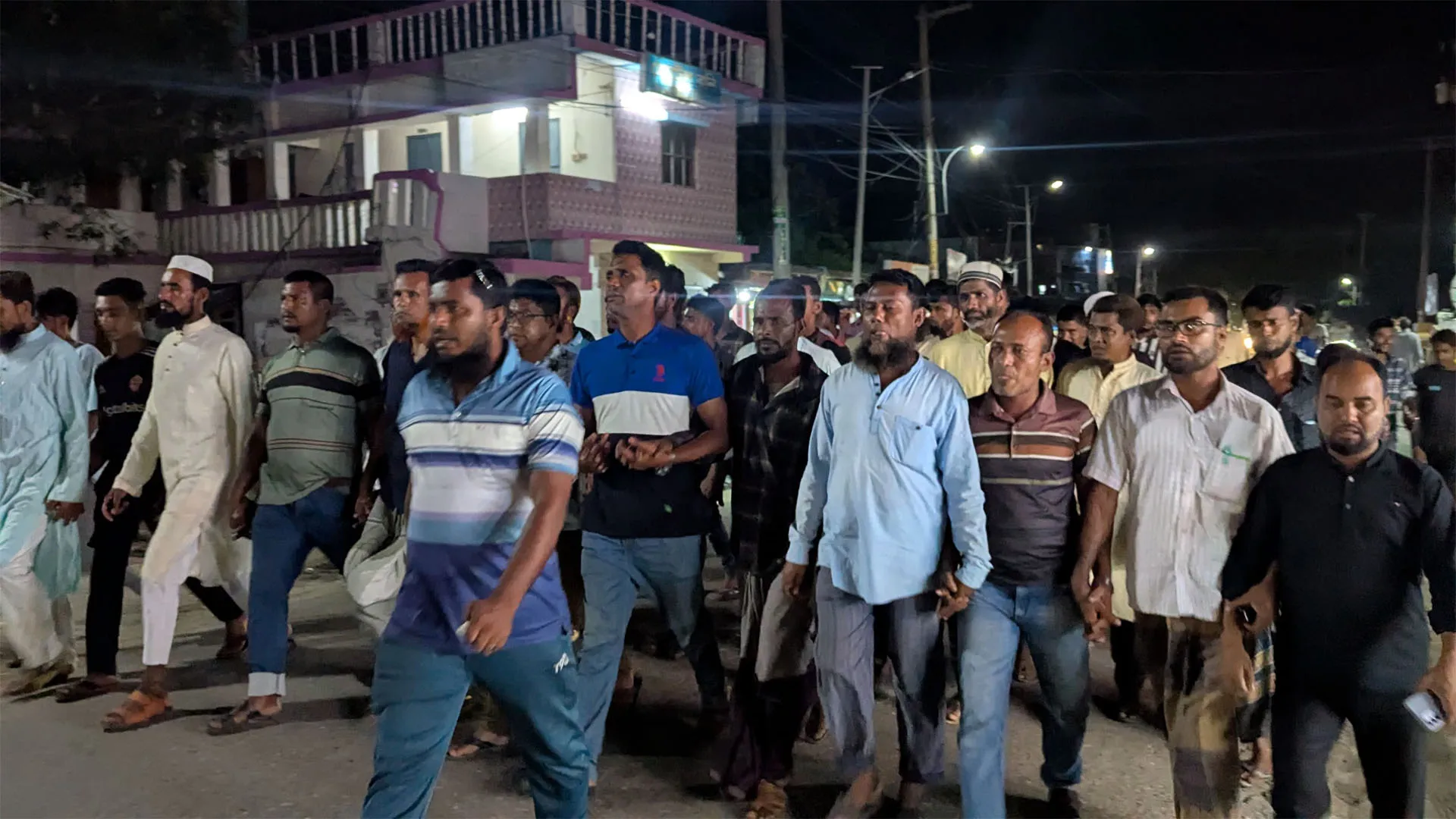 কুয়াকাটায় যুবদলের কমিটি বাতিলের দাবিতে বিক্ষোভ, ছাত্রলীগ সংশ্লিষ্ট ও বহিষ্কৃতদের অন্তর্ভুক্তির অভিযোগ‌