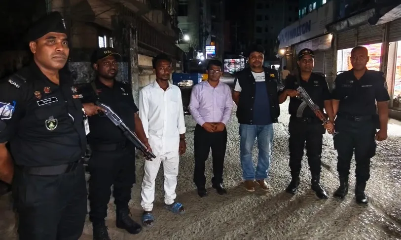স্মার্টফোনে জুয়া খেলায় যুবকের জেল