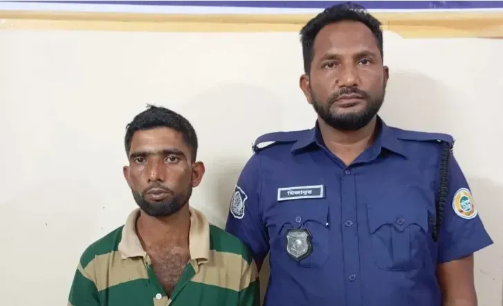 পিরোজপুরে ৩০ পিস ইয়াবাসহ মাদক ব্যবসায়ী গ্রেপ্তার