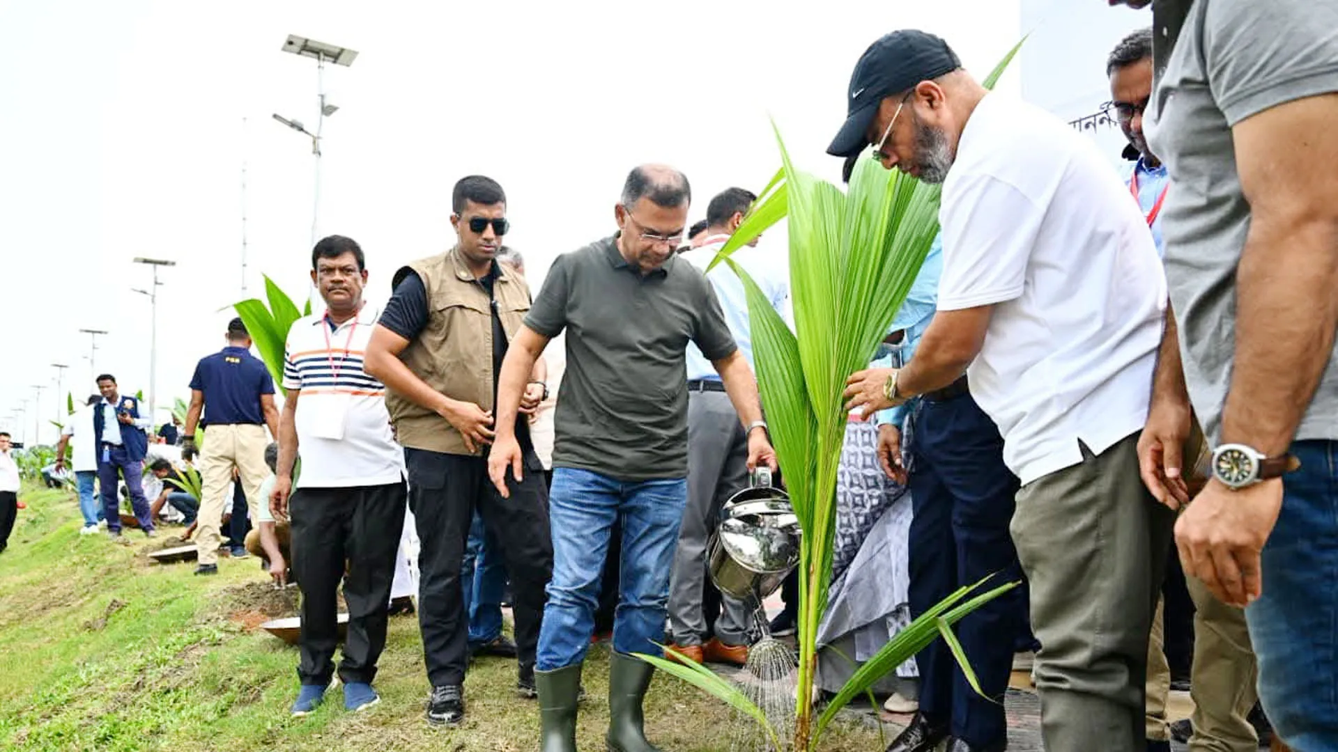ধর্ম-বর্ণনির্বিশেষে সকলে মিলে স্বৈরাচারকে হটিয়েছি: বরিশালে প্রধানমন্ত্রী