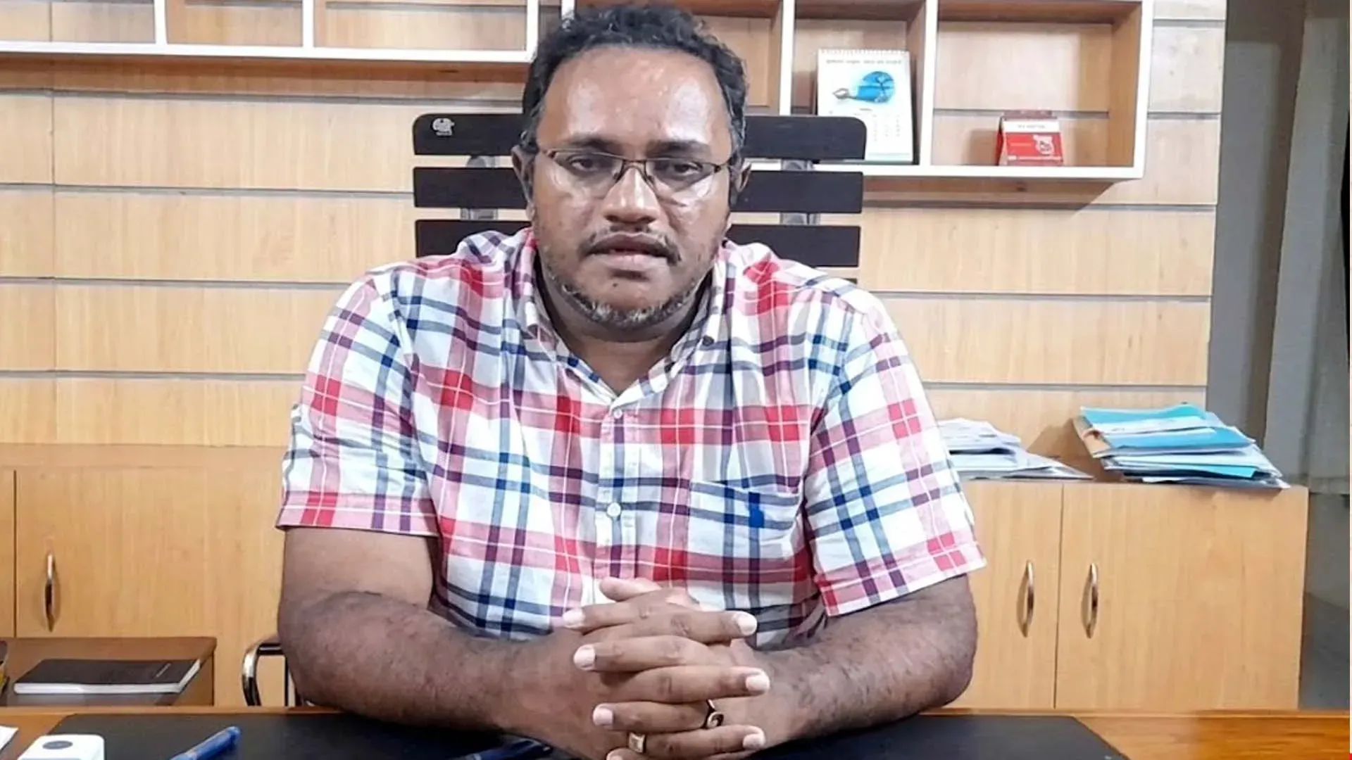 উজিরপুর উপজেলা প্রকৌশলী সুব্রতর অনিয়ম-দুর্নীতির ফিরিস্তি দুদকে!