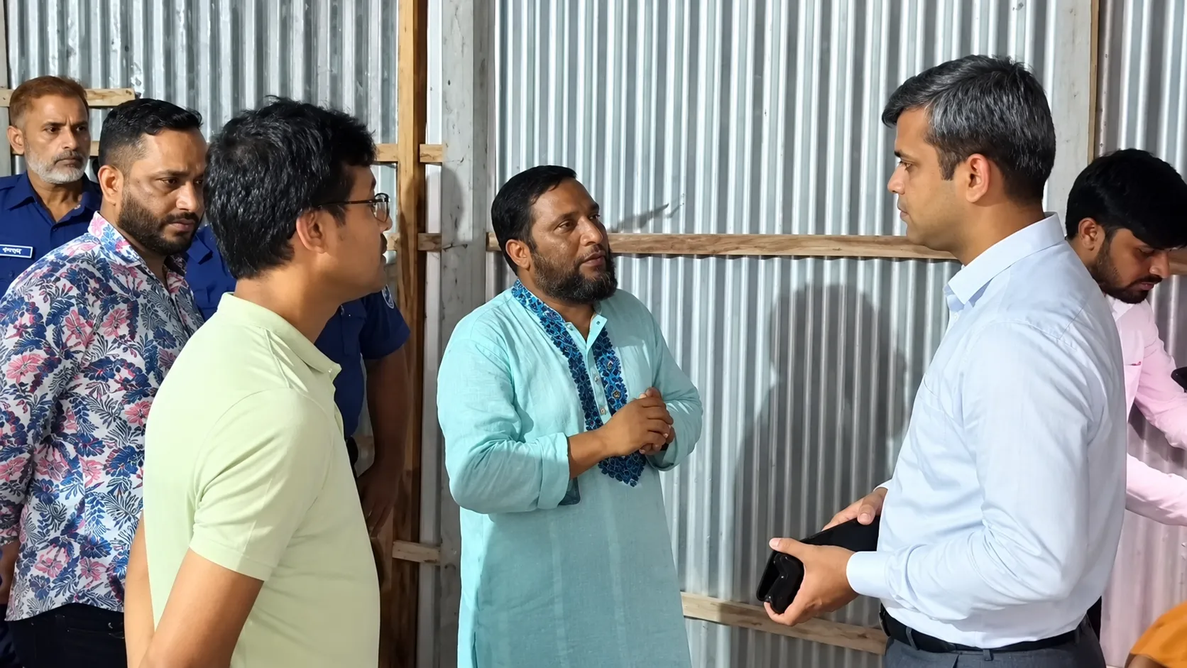 ১৮ বস্তা ইউরিয়া সার মজুদ, জামায়াত নেতাকে জরিমানা