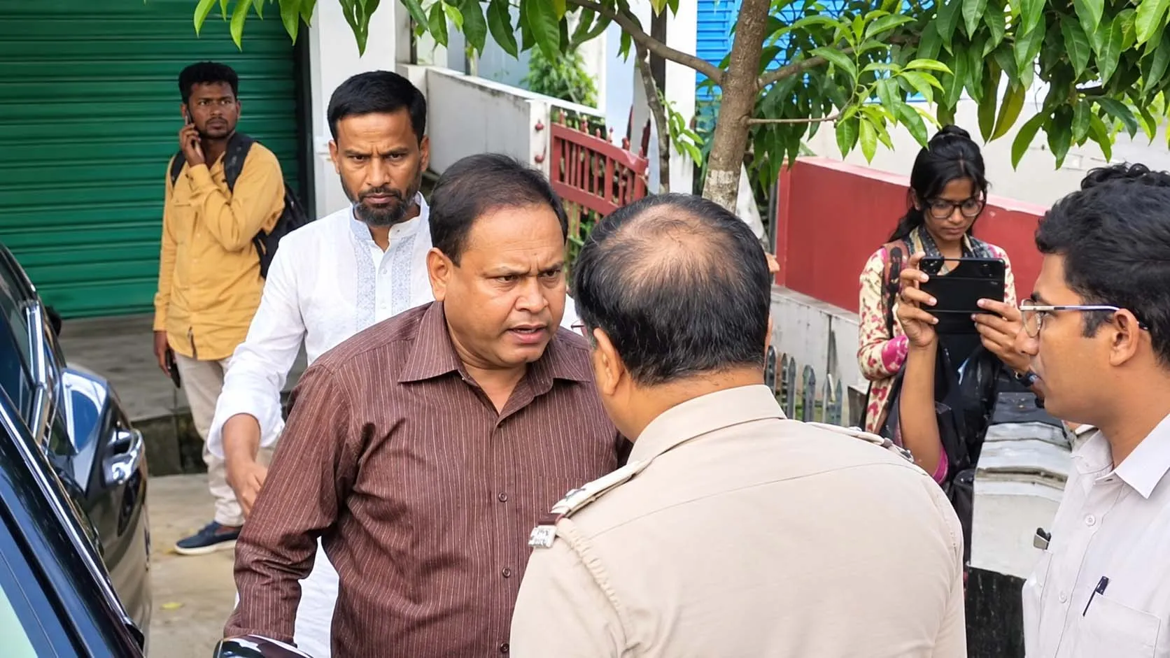 মসজিদ নির্মাণের ঘোষক হুমায়ুন কবির গ্রেপ্তার